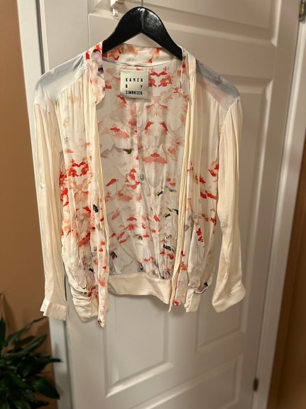 Product image 1 of 4