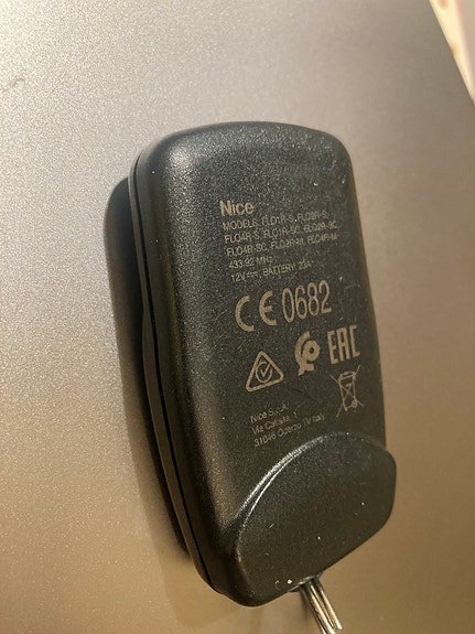 Product image 3 of 3