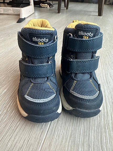 Product image 1 of 4