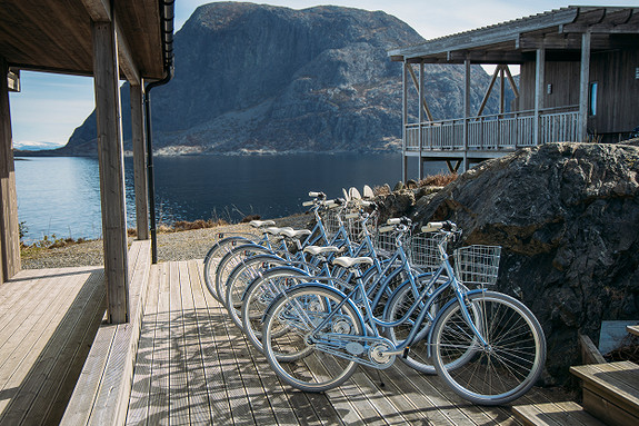 Værlandet Havhotell har utleige av sykkel. Foto: VHH