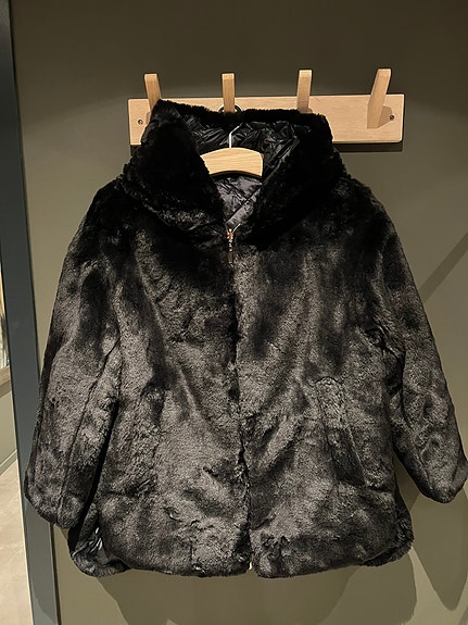 Product image 1 of 8