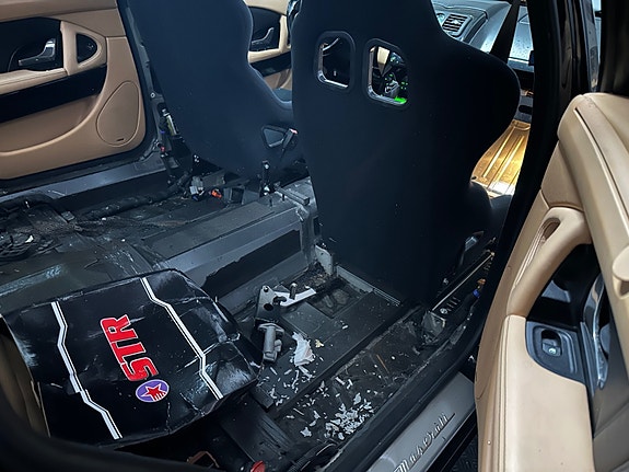 Maserati Quattroporte 12 of 13