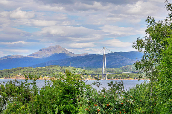 Utsikt fra verandaen mot Øyjord