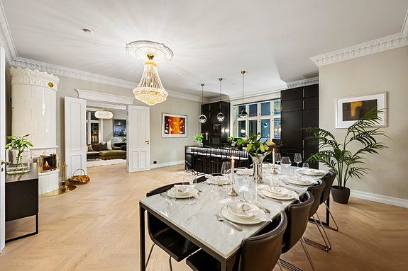 Velkommen til St. Svithuns gate 28 - en herskapelig og moderne leilighet på Vestre platå!