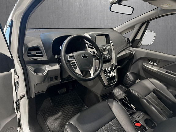 BYD T3