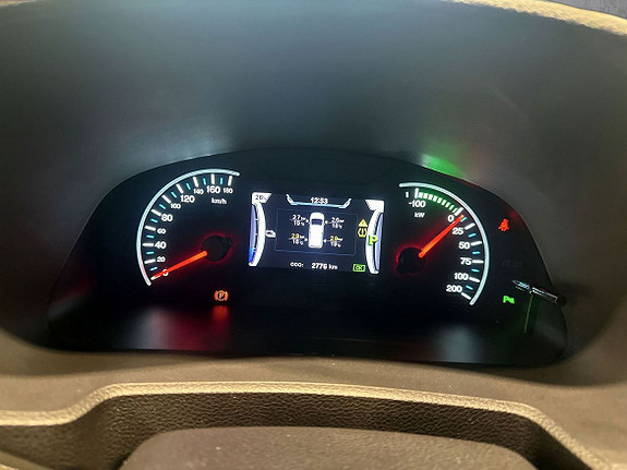 BYD T3