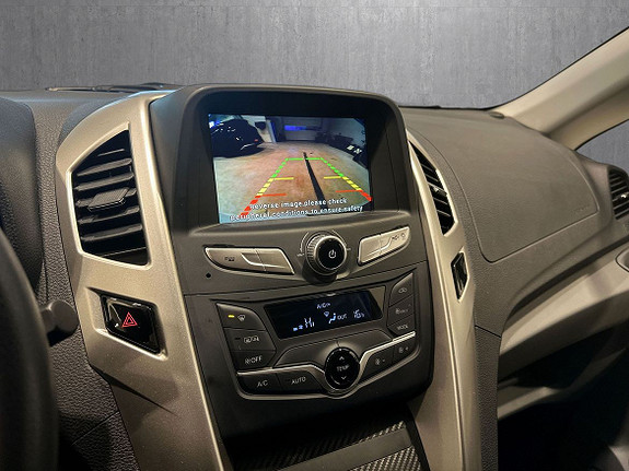 BYD T3