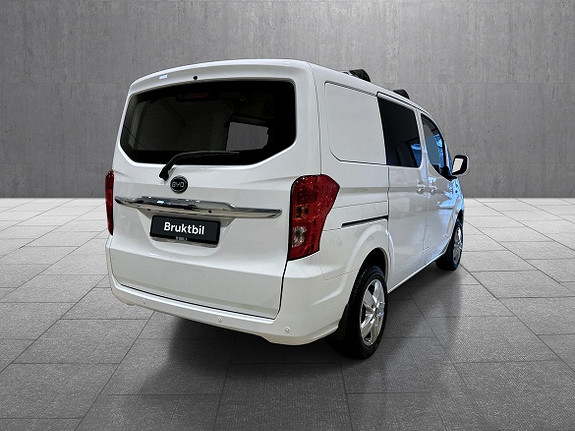 BYD T3