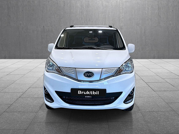 BYD T3