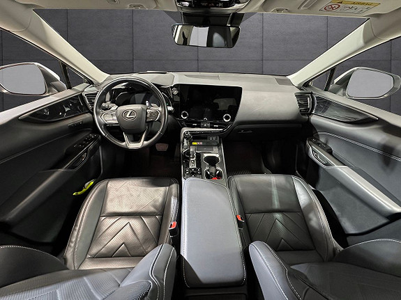 Lexus NX 450h