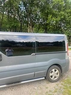 Opel Vivaro 2 of 23