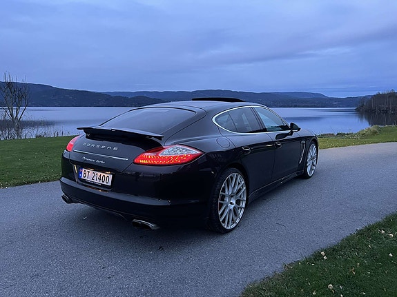 Porsche Panamera 3 of 30