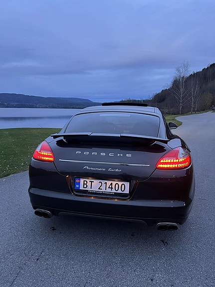 Porsche Panamera 17 of 30