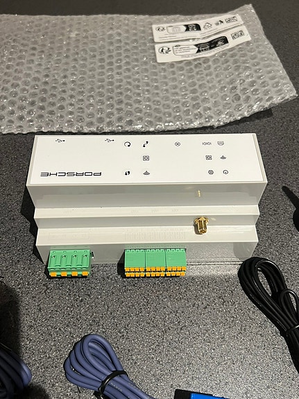 Product image 2 of 9