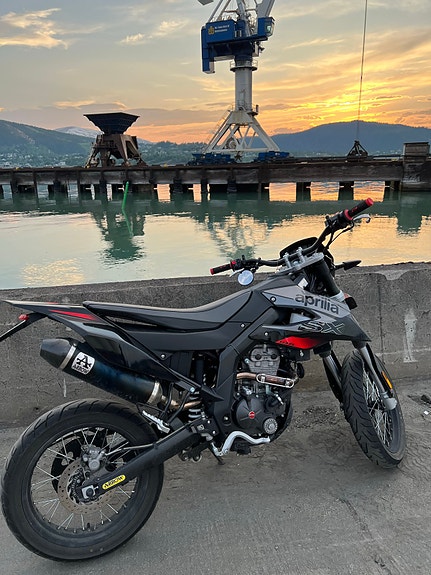 Aprilia Sx 3 of 5