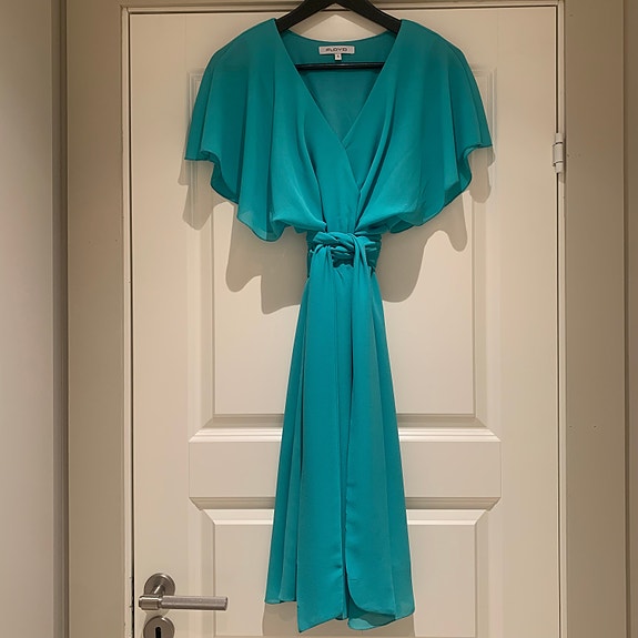 Product image 1 of 8