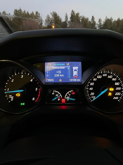 Ford Focus 4 of 5