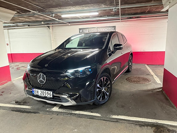 Mercedes-Benz EQE SUV 2 of 25