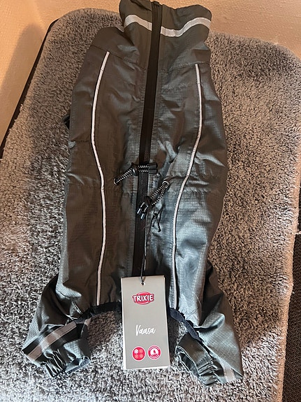 Product image 1 of 8