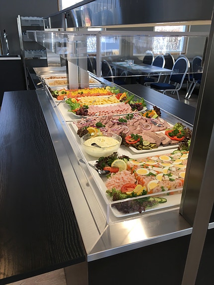 Et innbydende koldtbord fra vårt kjøkken