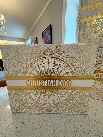Product image 1 of 10