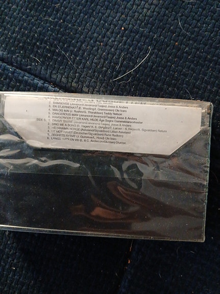 Product image 2 of 2