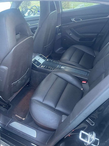 Porsche Panamera 30 of 30