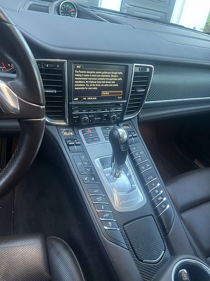 Porsche Panamera 23 of 30