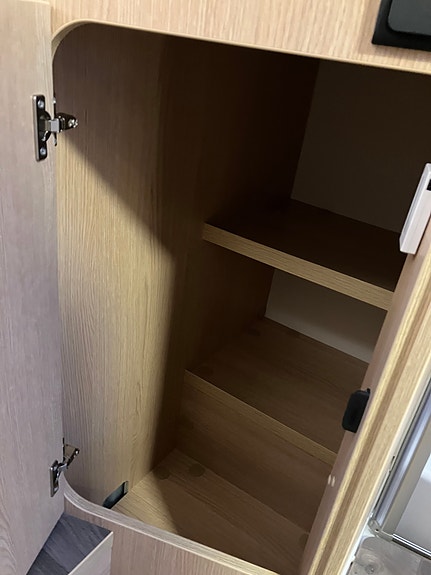 Sunlight T-68 Til Leie Sunlight 2025 modell, mye utstyr. 165 HK.  Prøv bobillivet, det er fantastisk både vår, sommer og høst. Fra kr 6900,- 27 of 30