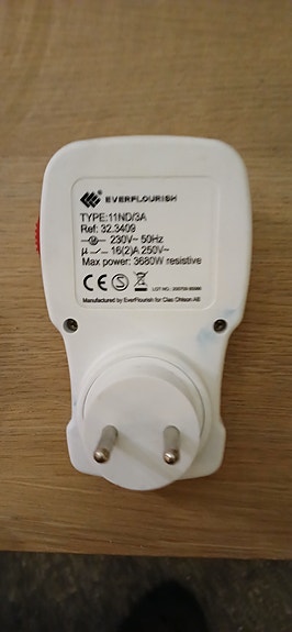 Product image 3 of 3