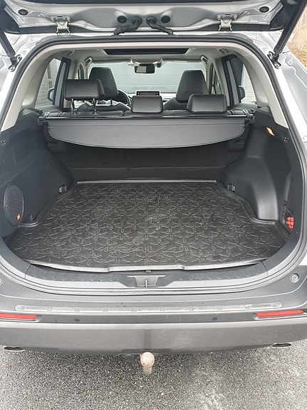 Toyota RAV4 14 of 18