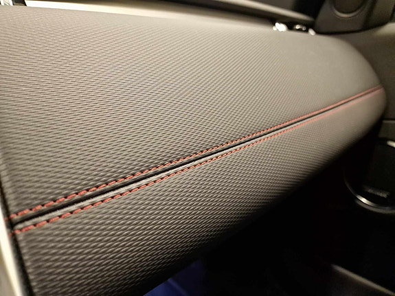 Land Rover Discovery Sport 27 of 30