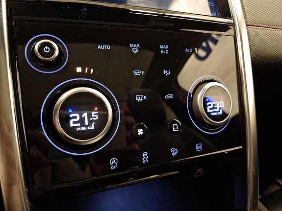 Land Rover Discovery Sport 19 of 30