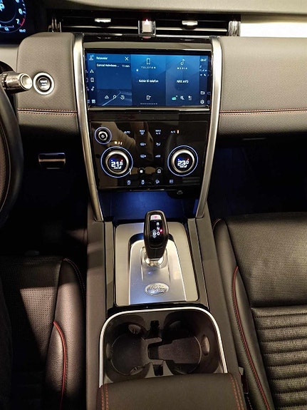 Land Rover Discovery Sport 15 of 30