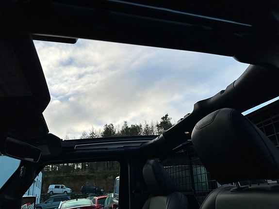 Jeep Wrangler 21 of 25