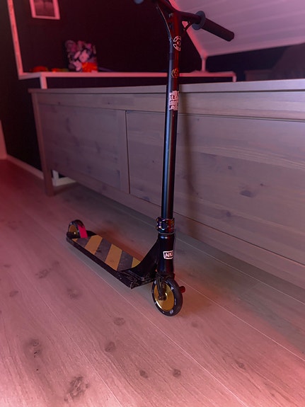 Product image 2 of 8