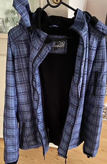 Product image 1 of 4