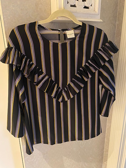 Product image 1 of 8
