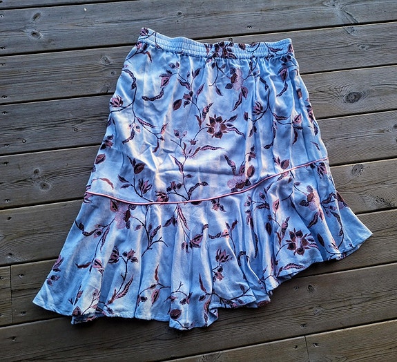 Product image 1 of 9