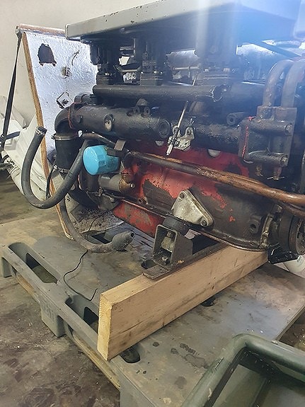 Volvo penta Ford yanmar FM marna Saab Bukh Mercruiser Etc. 4 of 5