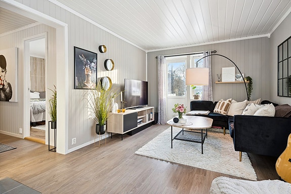 EiendomsMegler1 ved Sander Meisfjord har gleden av å presentere denne lekre leiligheten i Rådhusgata 23!