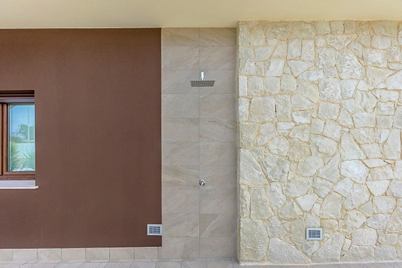 En megler med gode referanser -  SPANIA1.no