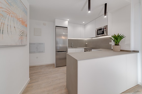 En megler med gode referanser - SPANIA1.no