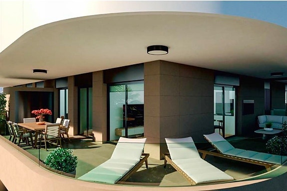 En megler med gode referanser - SPANIA1.no