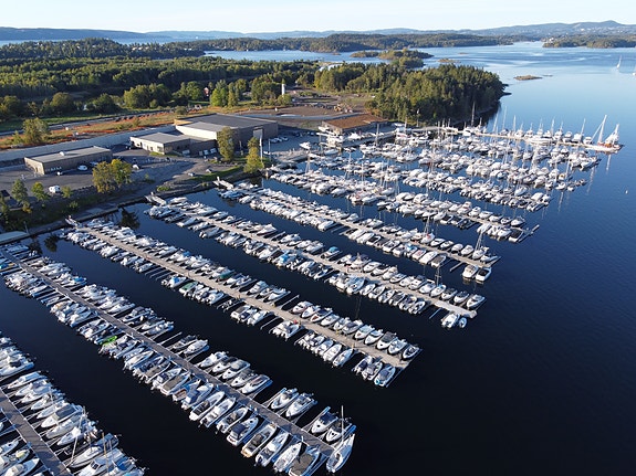 Oksenøya Marina - Ledig Båtplass til katamaran 7m - Oksenøya Marina