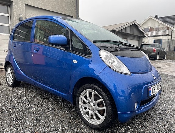 Mitsubishi i-Miev 2 of 11