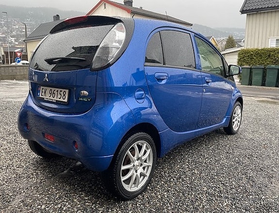 Mitsubishi i-Miev 5 of 11