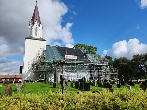 Kråkstad kirke