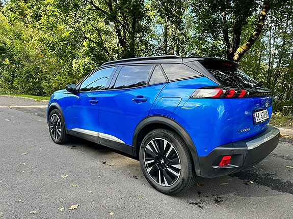 Peugeot 2008 7 of 16