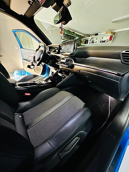 Peugeot 2008 14 of 16
